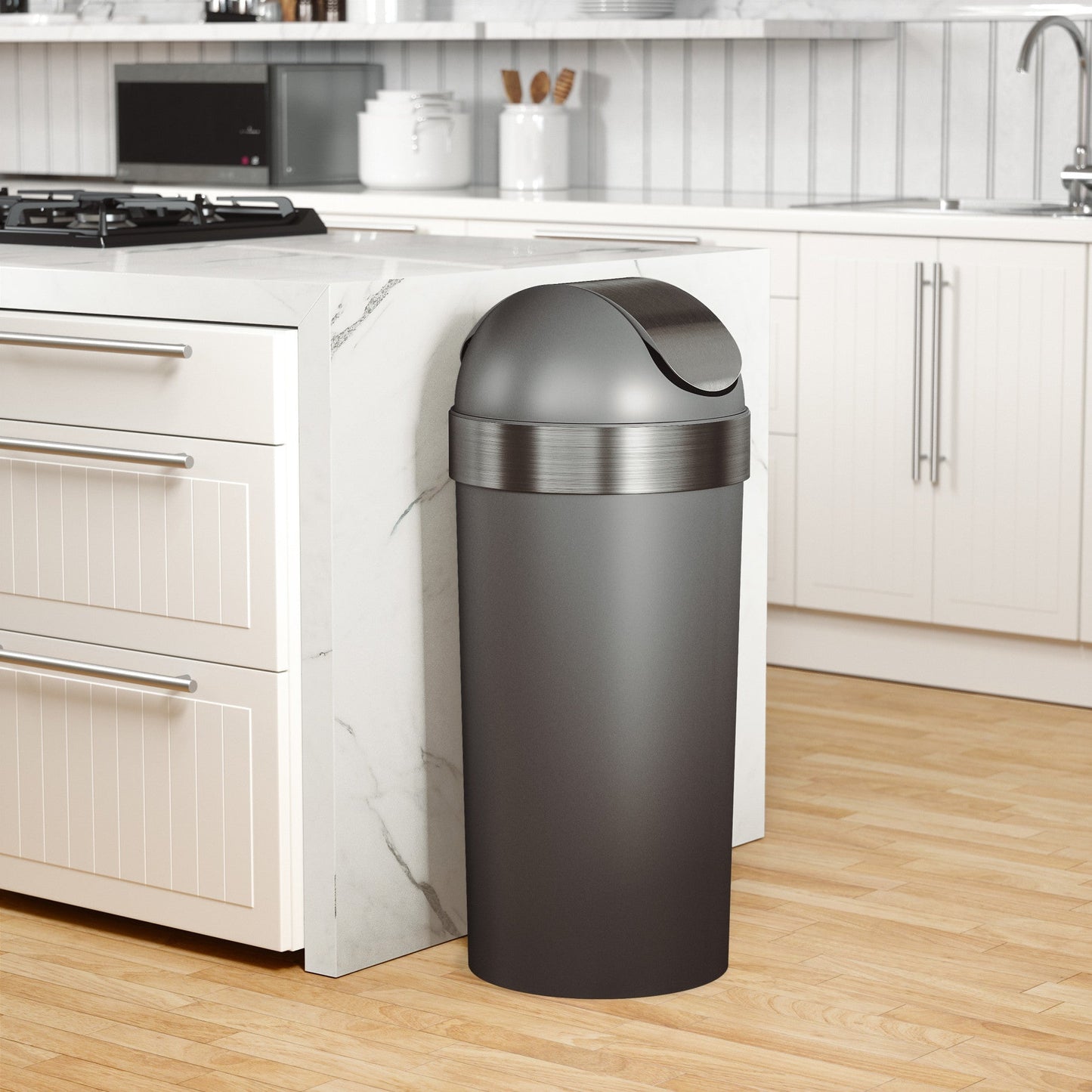 Ventiy Trash Can