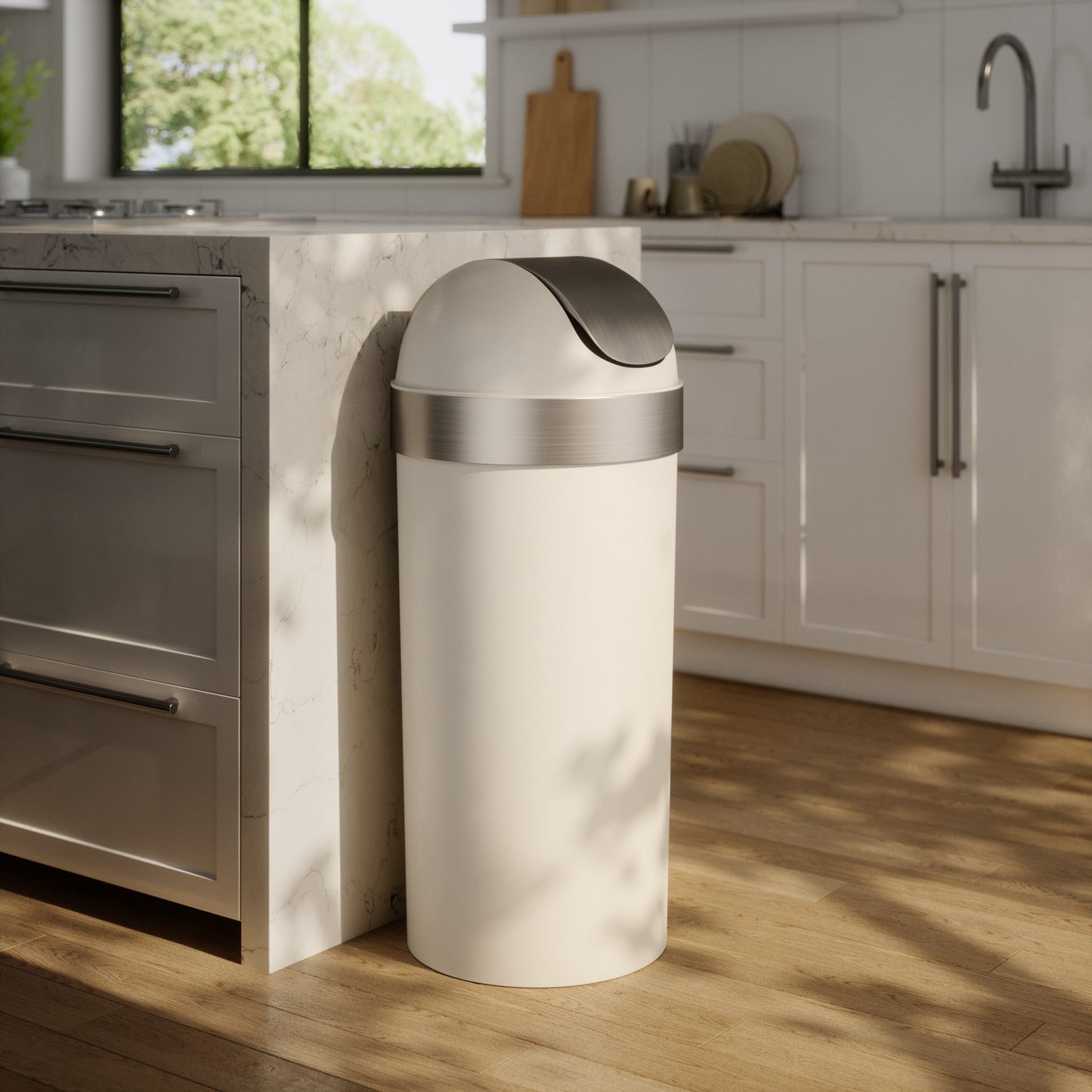 Ventiy Trash Can